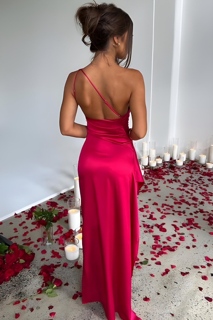 One-Shoulder Dress – Elegant High Slit
